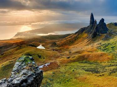 Highland Tour: Isle of Skye, Loch Ness and Edinburgh