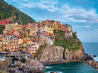 Highlights of Italy - Rome, Amalfi Coast, Cinque Terre and more