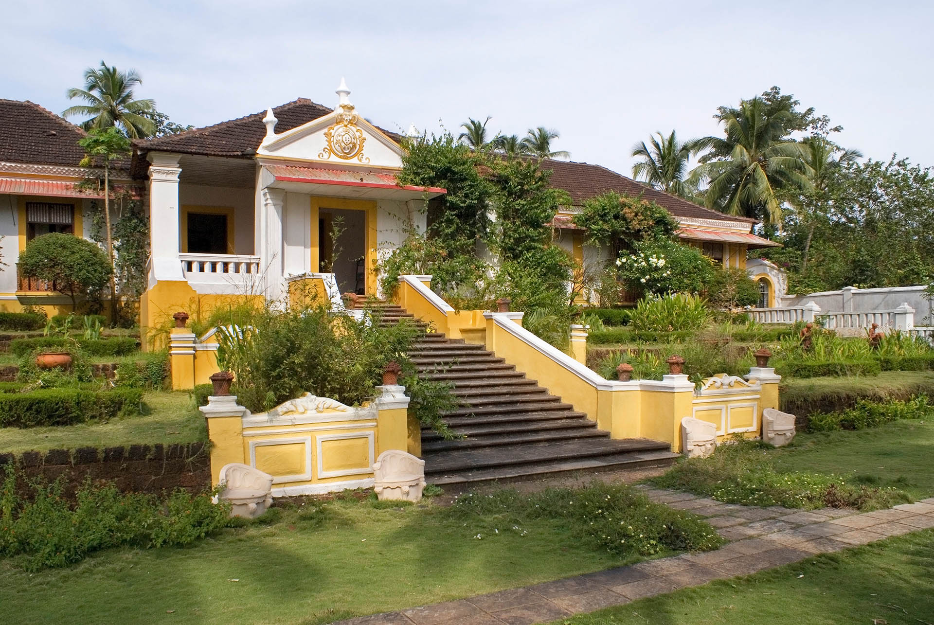 Palacio do Deao near Quepem. Goa. India © Shutterstock